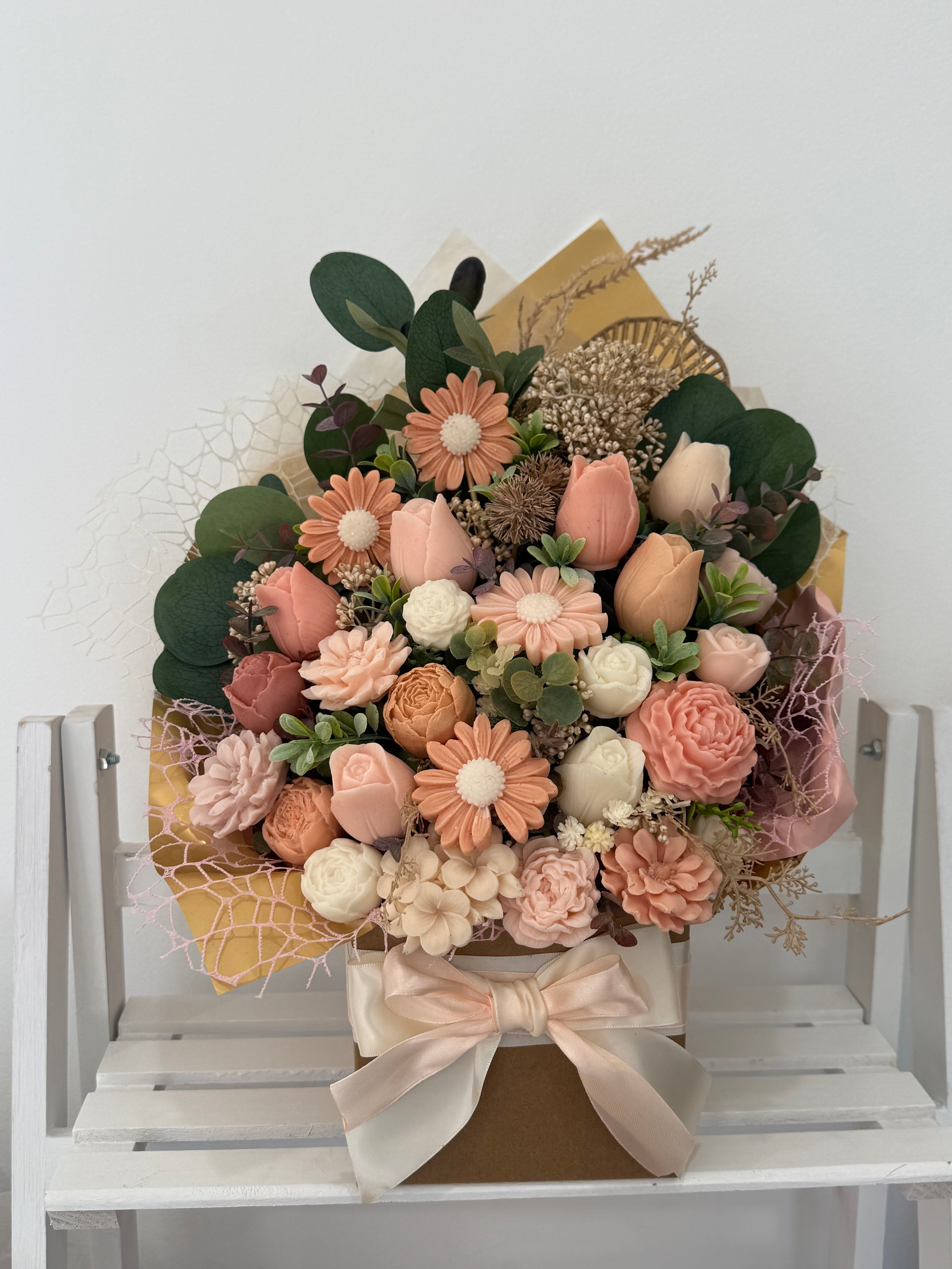 Deluxe Blush Soap Flower Bouquet – XL